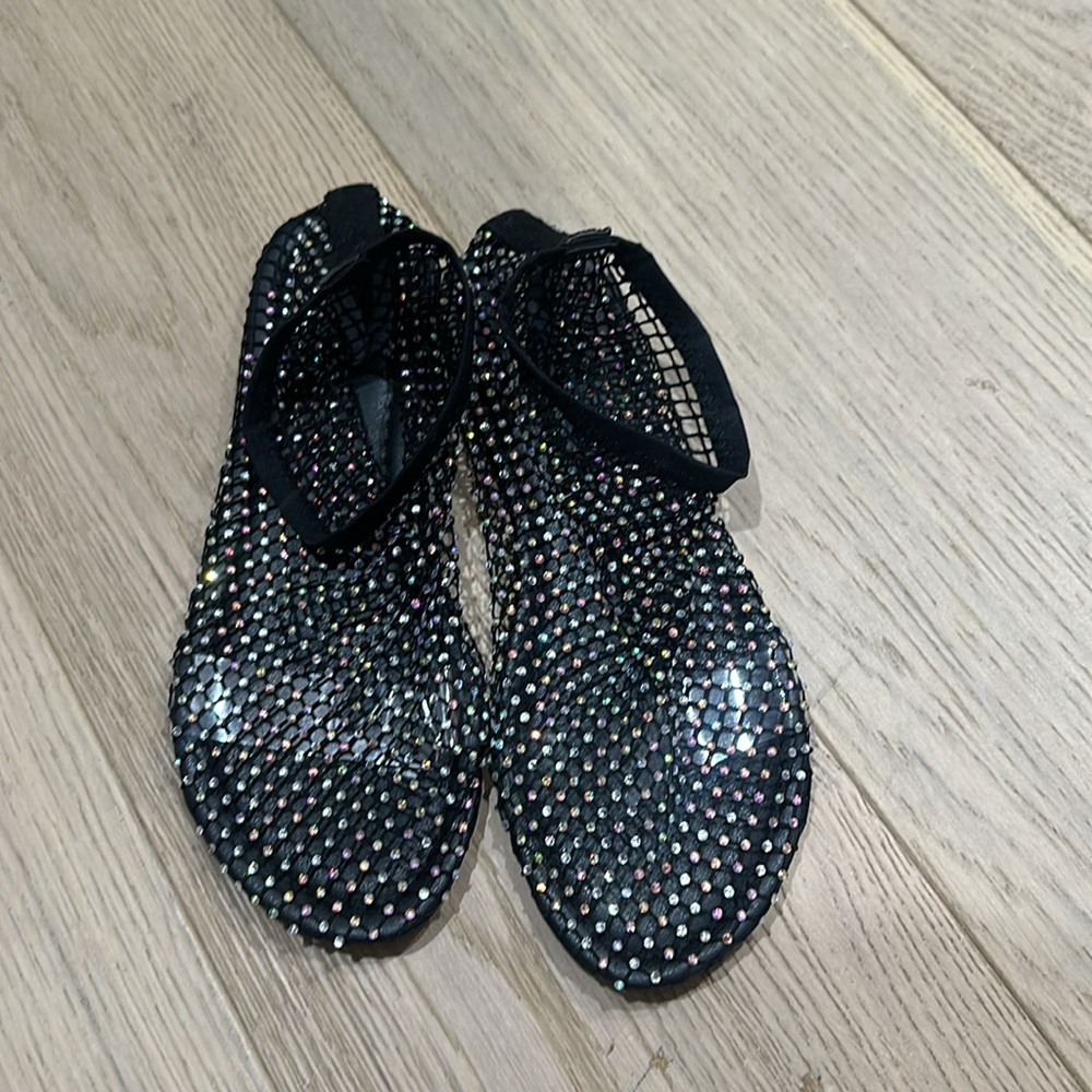 Sparkly mesh flat shoe